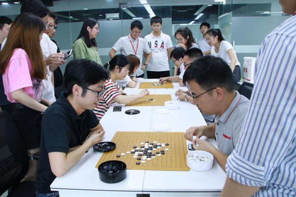 五子棋比赛现场 五子棋比赛现场